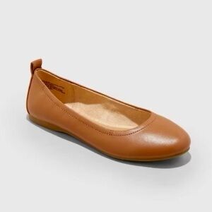 New UNIVERSAL THREAD Tan Brown Faux Leather Preppy Minimalist Ballet Flat 7.5